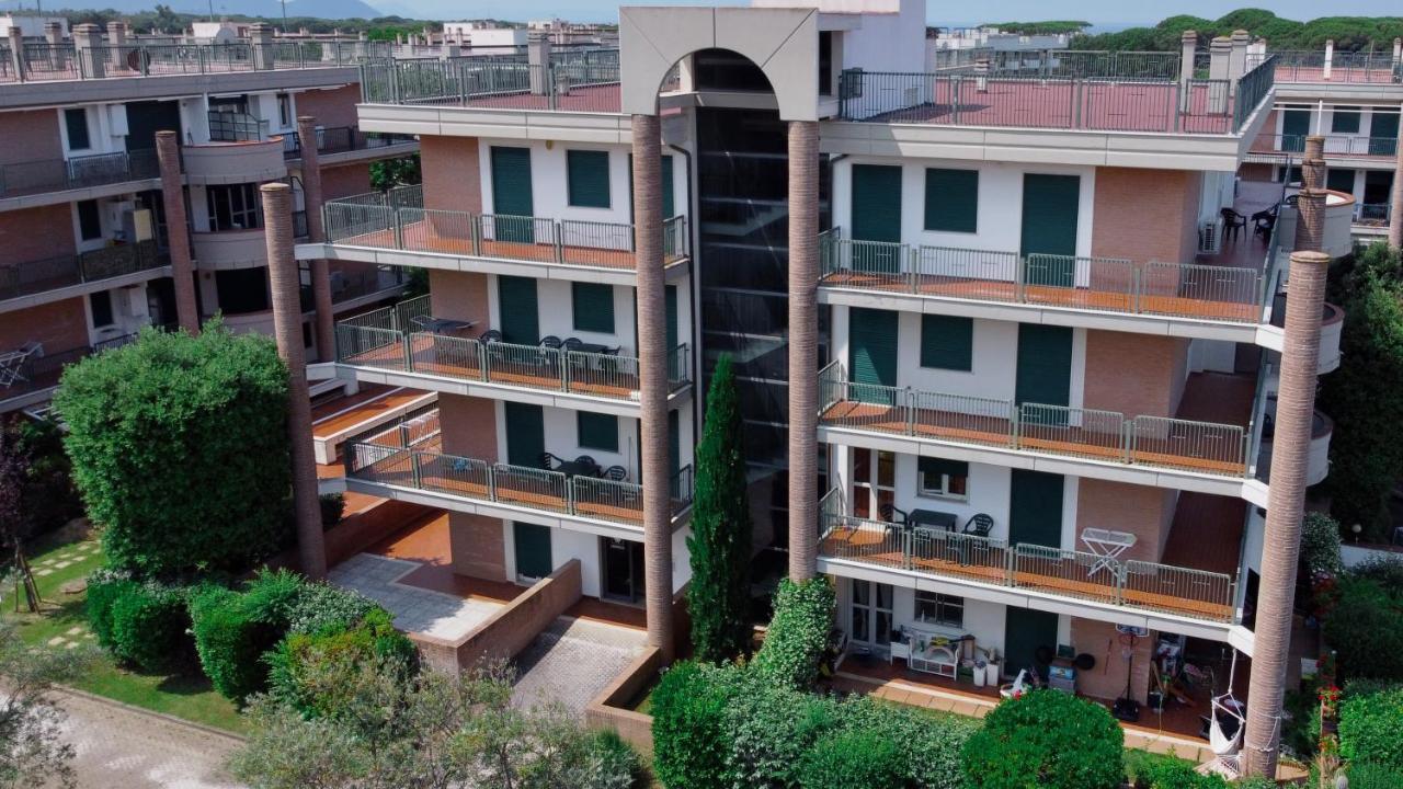 Le Residenze Di Santa Costanza - Il Lentisco Aparthotel San Vincenzo Kültér fotó